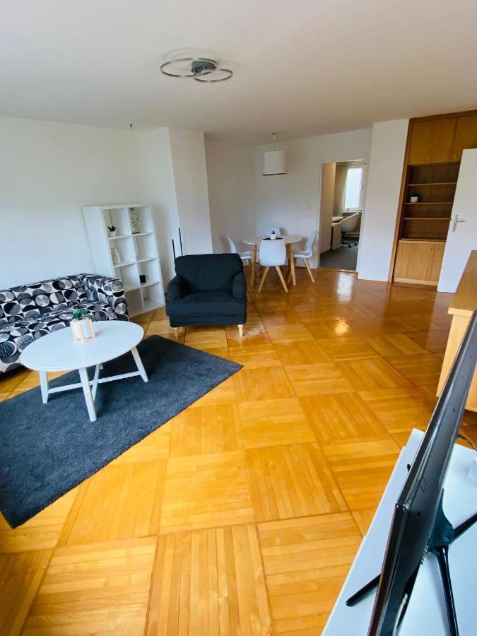 Zentrale Wohnung Gmunden Alte Baeckerei Luaran gambar