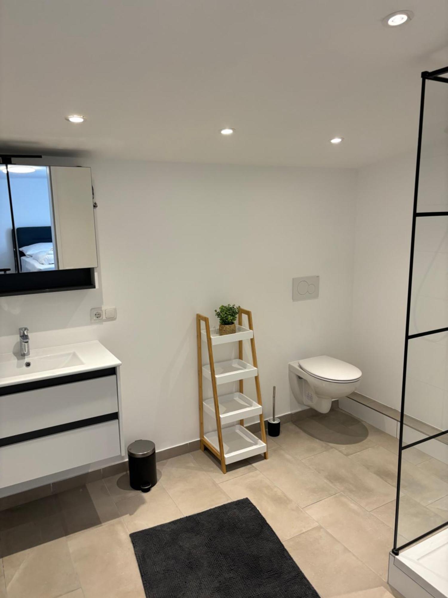 Zentrale Wohnung Gmunden Alte Baeckerei Luaran gambar